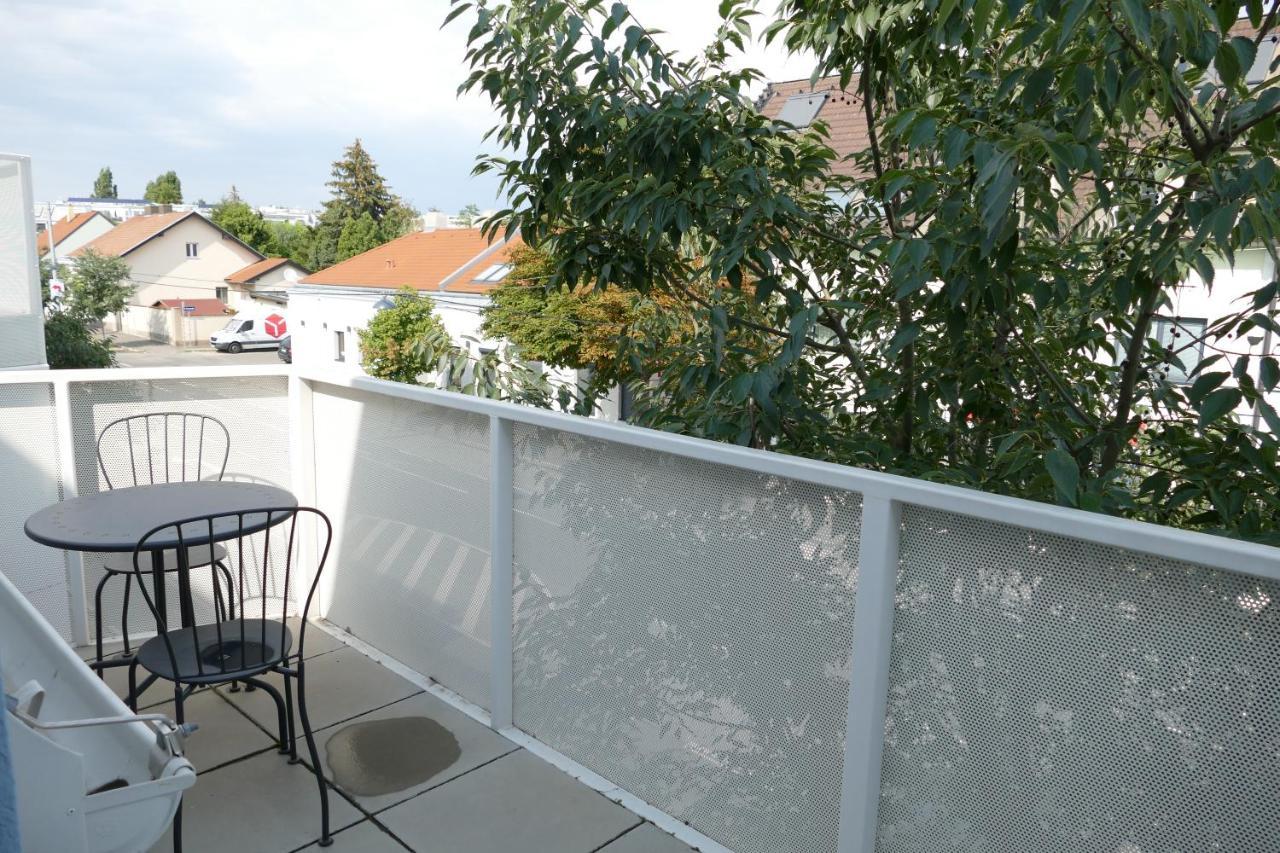 Apartment Cosy Modern With A/c And Balcony Vienna